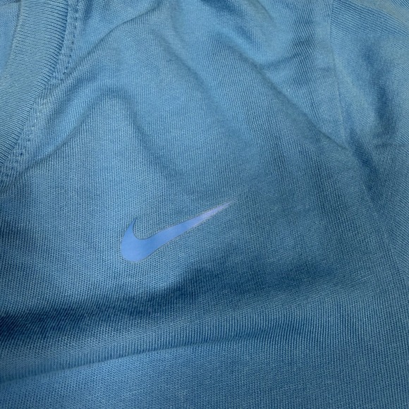 Nike Dri-Fit V-Neck Shot Sleeve T-Shirt Women's XL Blue Slim Fit EUC - Picture 3 of 5